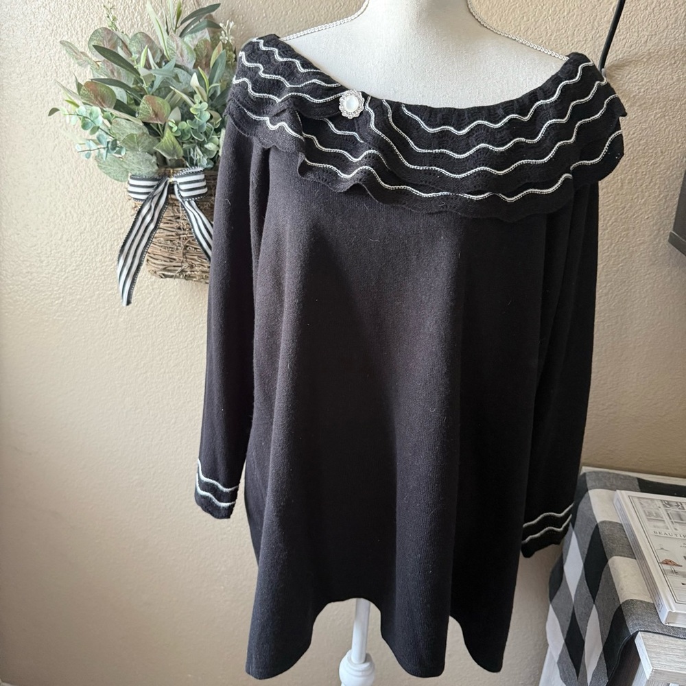 Woman’s Plus Elegant Black Sweater With Ruffle Neckline & Pearl Brooch 3X